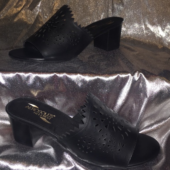 NEW! Aerosoles Mid Summer heels in black - Picture 3 of 8